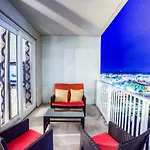 Laketown Wharf 929 By Aneliya