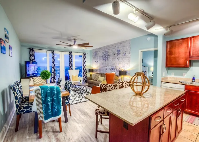 Laketown Wharf 929 By Aneliya